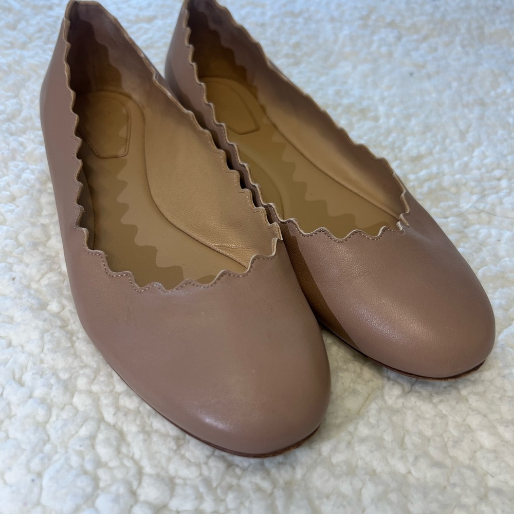 EUC Chloe Scalloped Edge Leather Ballet Flats (Size 36)